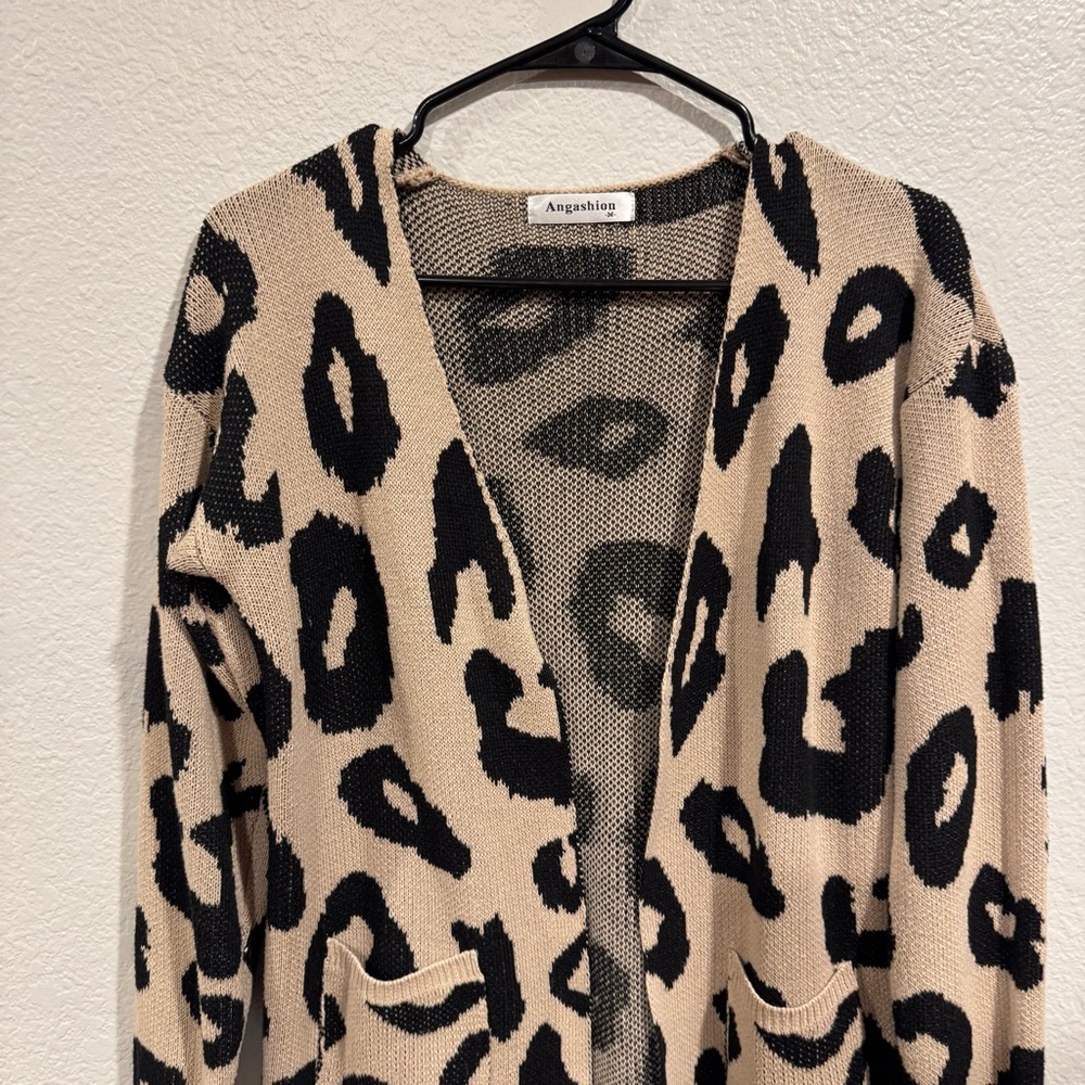 Angashion Med Animal print open front cardigan - Picture 3 of 7